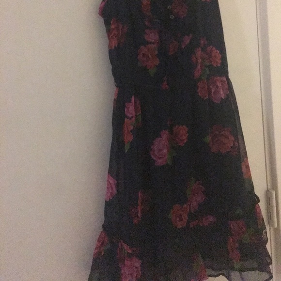 Flower dress - Picture 2 of 2